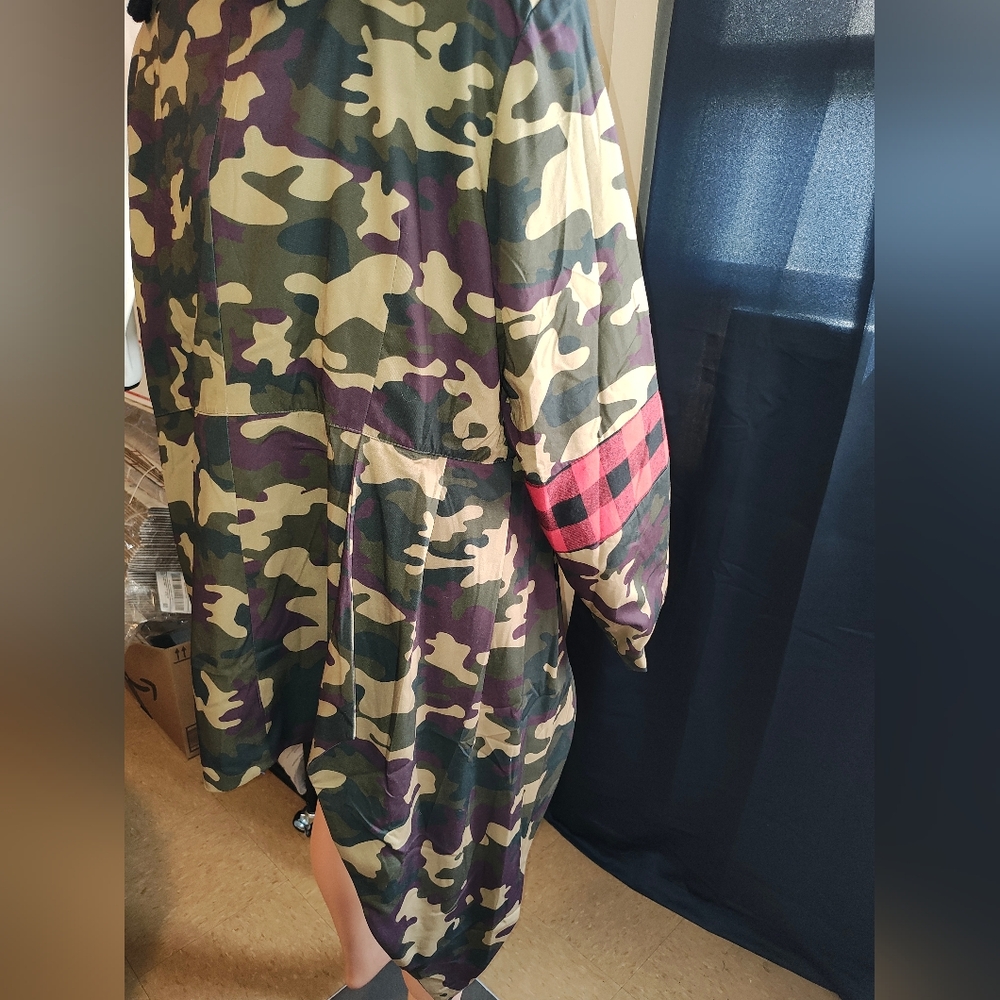Camouflage and Plaid Women's Jacket - Picture 4 of 6